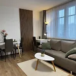 Apartment Smarty Choice Living With Free Parking - Vondrousova *