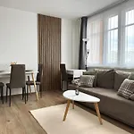 Smarty Choice Living With Free Parking - Vondrousova Apartment *