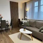 Smarty Choice Living With Free Parking - Vondrousova * Praga