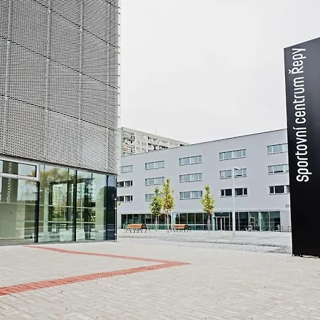 Smarty Choice Living With Free Parking - Vondrousova