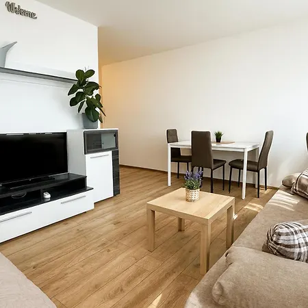 Lejlighed Smarty Choice Living With Free Parking - Vondrousova