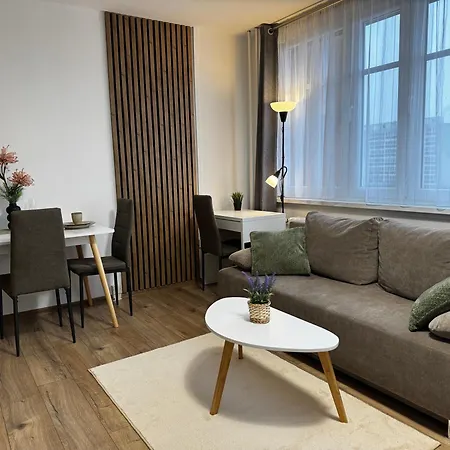 Smarty Choice Living With Free Parking - Vondrousova * Praga