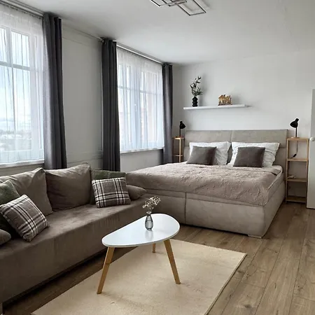 Smarty Choice Living With Free Parking - Vondrousova * Praga